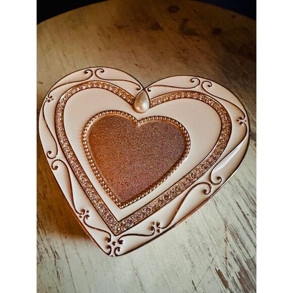 Heart Shaped Enamled Velvet lined Jewelry Box, New Old Stock Things Remembered - Picture 9 of 10